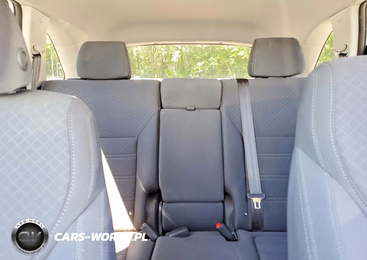 2018 Kia Sorento Lx VIN:5XYPG4A33JG351166 - 10