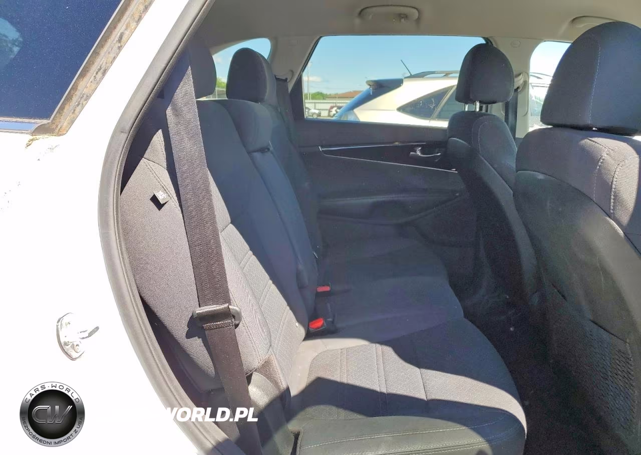 2018 Kia Sorento Lx VIN:5XYPG4A33JG351166 - 11