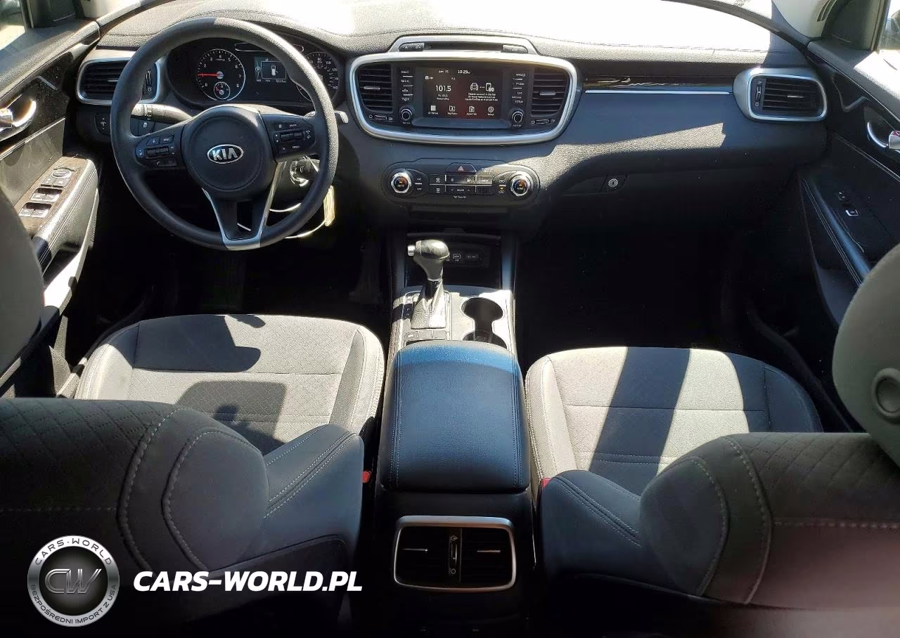 2018 Kia Sorento Lx VIN:5XYPG4A33JG351166 - 8