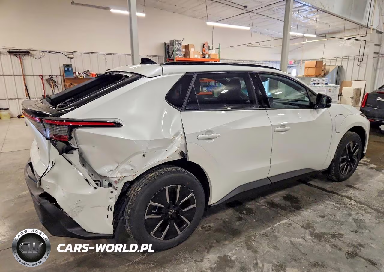 2026 Toyota Bz Xle VIN:JTMBDAFB8TA002668 - 3