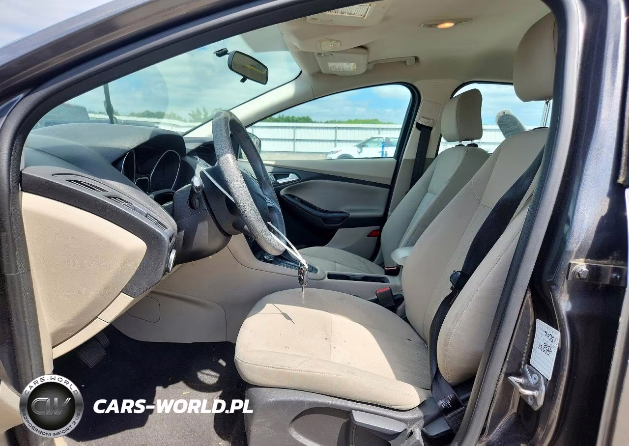 2015 Ford Focus Se VIN:1FADP3F21FL302577 - 7