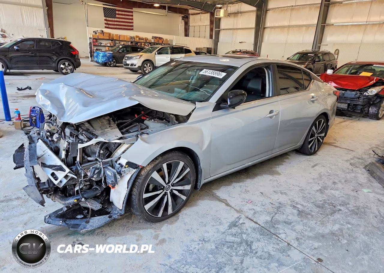 2021 Nissan Altima Sr