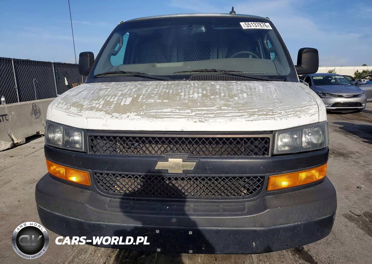 2018 Chevrolet Express G2500 VIN:1GCWGAFP3J1333448 - 5