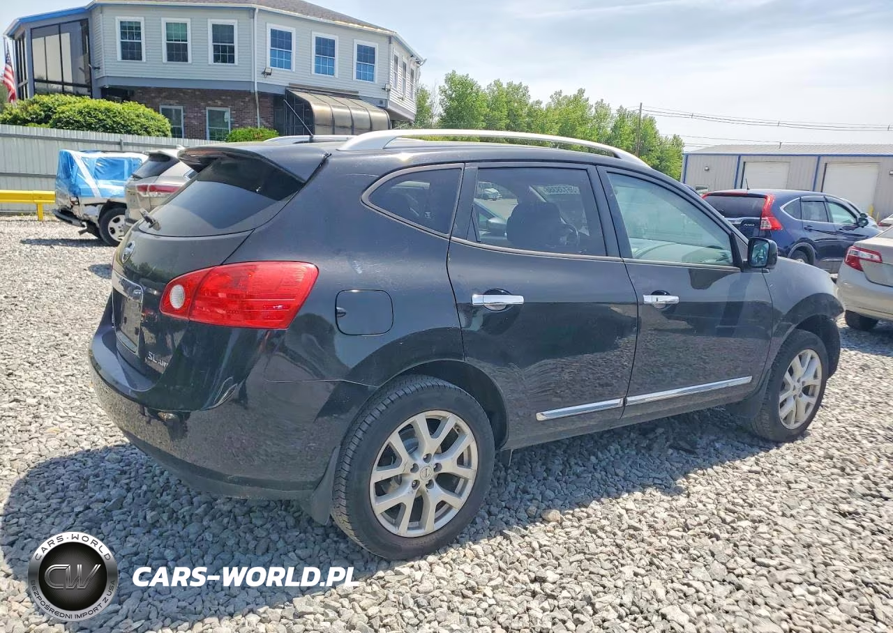 2013 Nissan Rogue S VIN:JN8AS5MV8DW609152 - 3