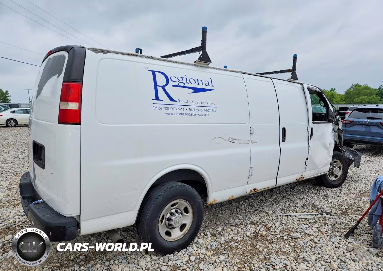 2011 Chevrolet Express G2500 VIN:1GCWGGCA1B1101340 - 3