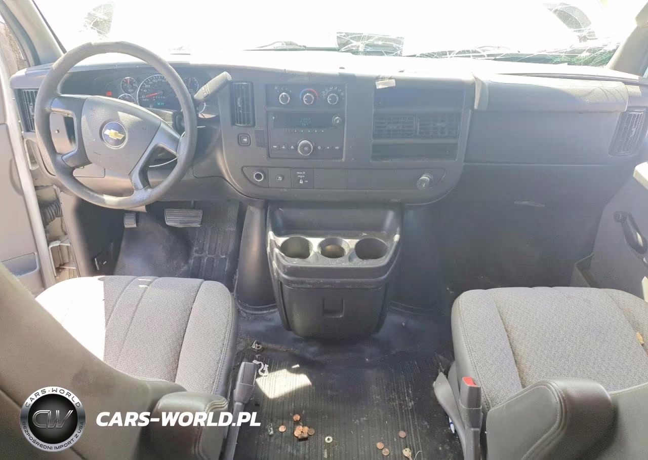 2011 Chevrolet Express G2500 VIN:1GCWGGCA1B1101340 - 8