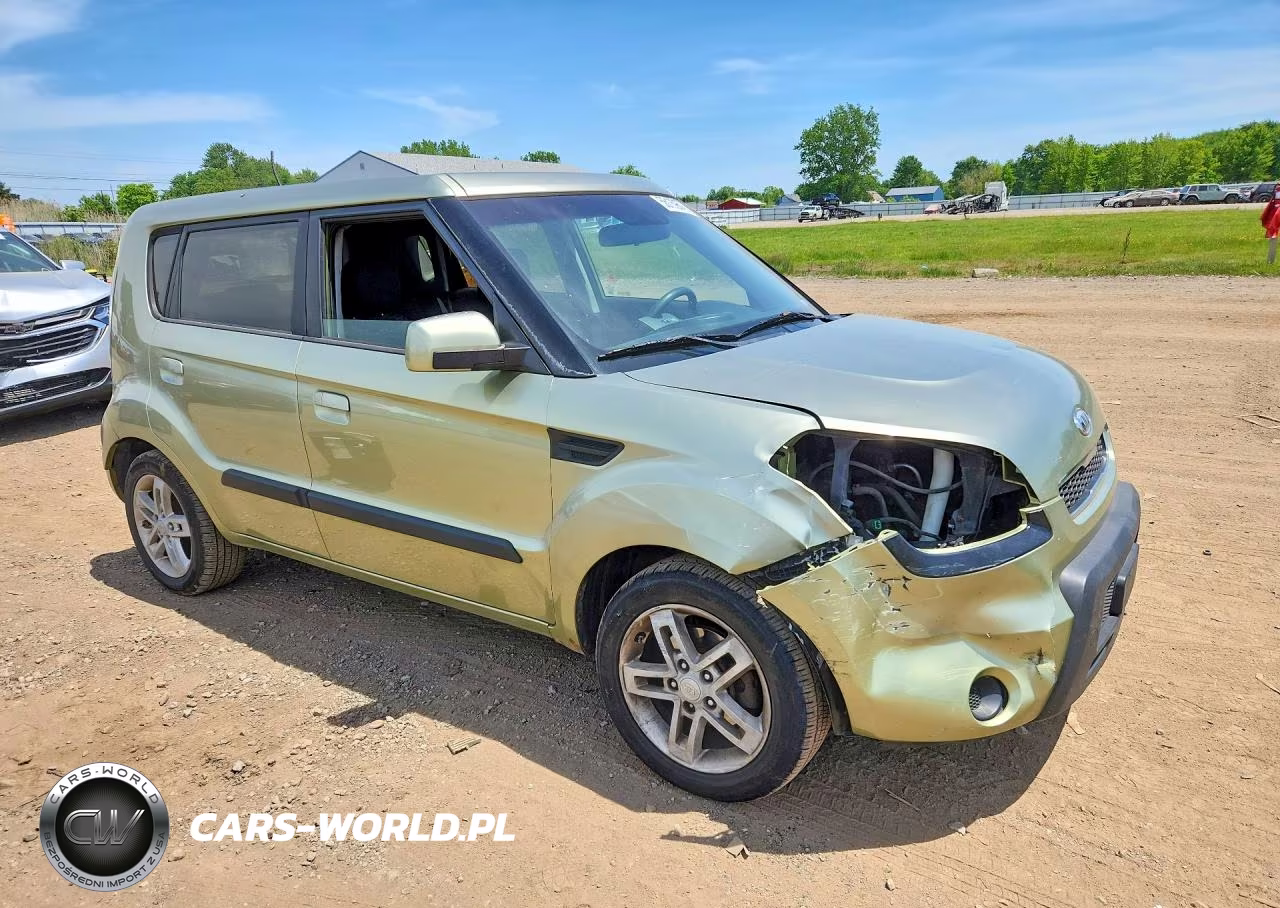 2010 Kia Soul + VIN:KNDJT2A20A7178359 - 4