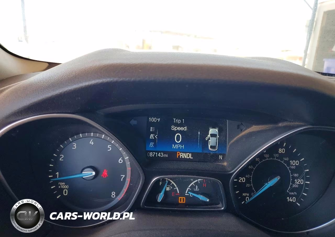 2016 Ford Focus Se VIN:1FADP3F26GL326794 - 9