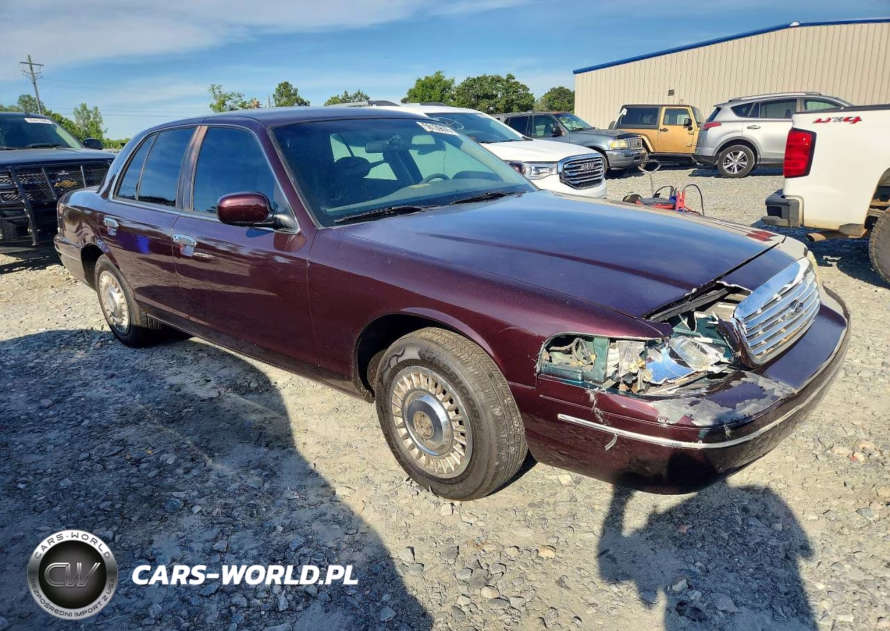 2001 Ford Crown Victoria Police Interceptor VIN:2FAFP71W81X128819 - 4