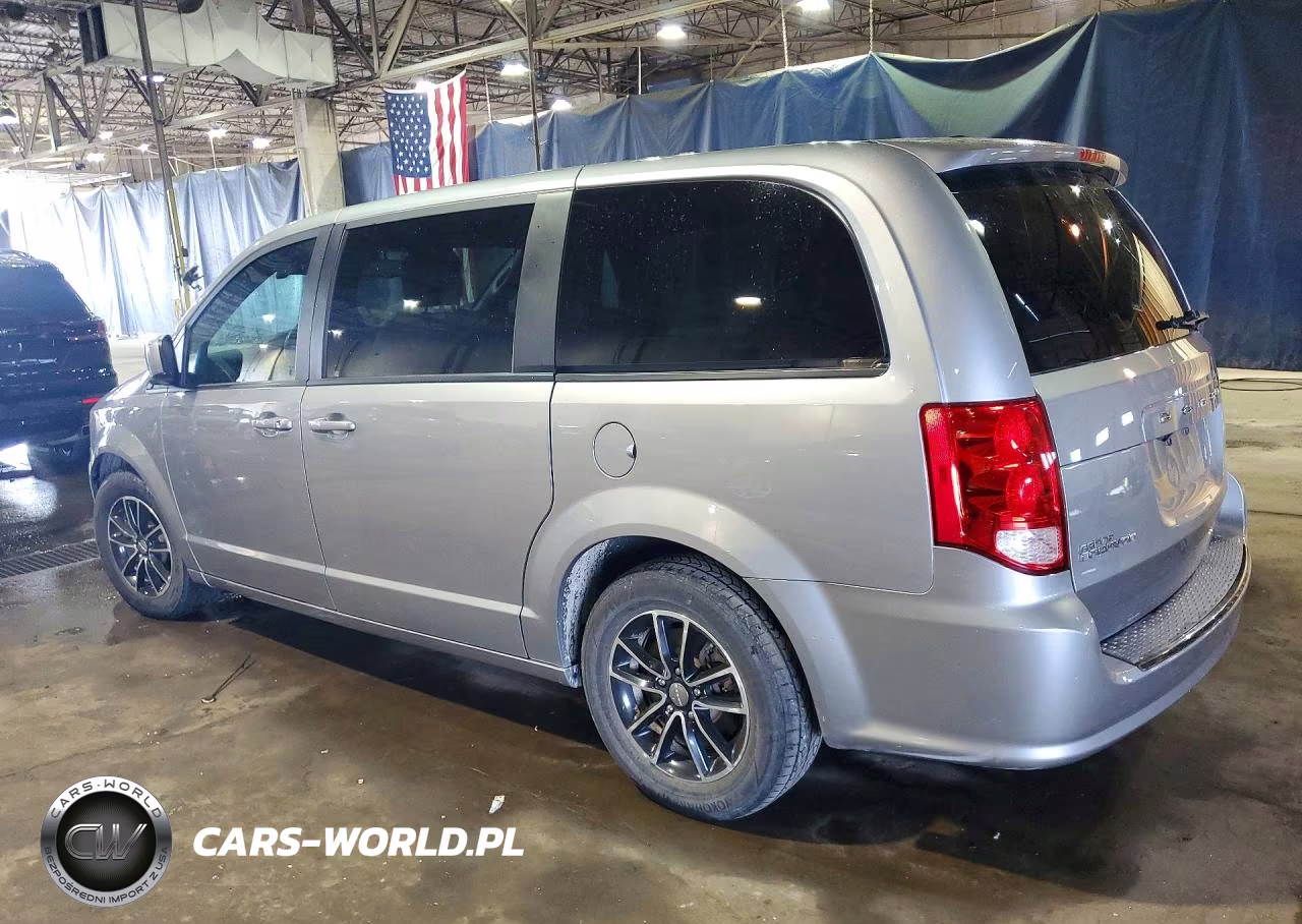 2018 Dodge Grand Caravan Sxt VIN:2C4RDGCG9JR156218 - 2