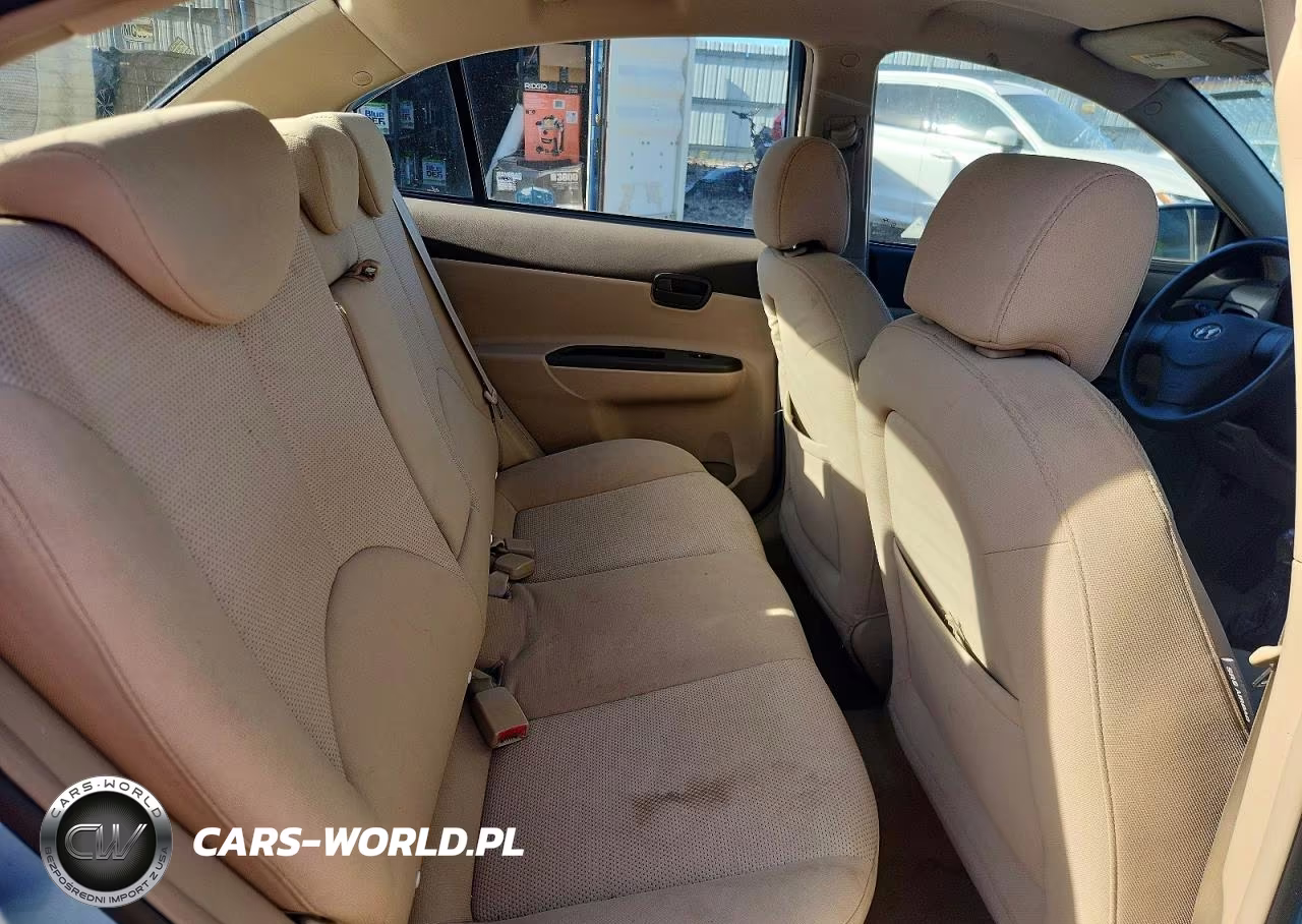 2006 Hyundai Accent Gls VIN:KMHCN46C26U010050 - 10