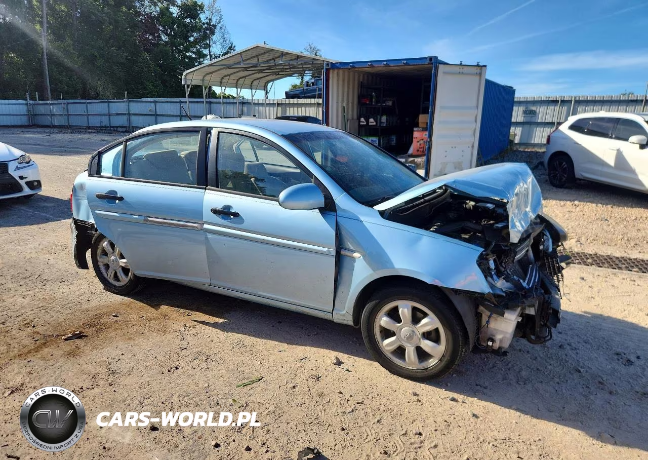 2006 Hyundai Accent Gls VIN:KMHCN46C26U010050 - 4