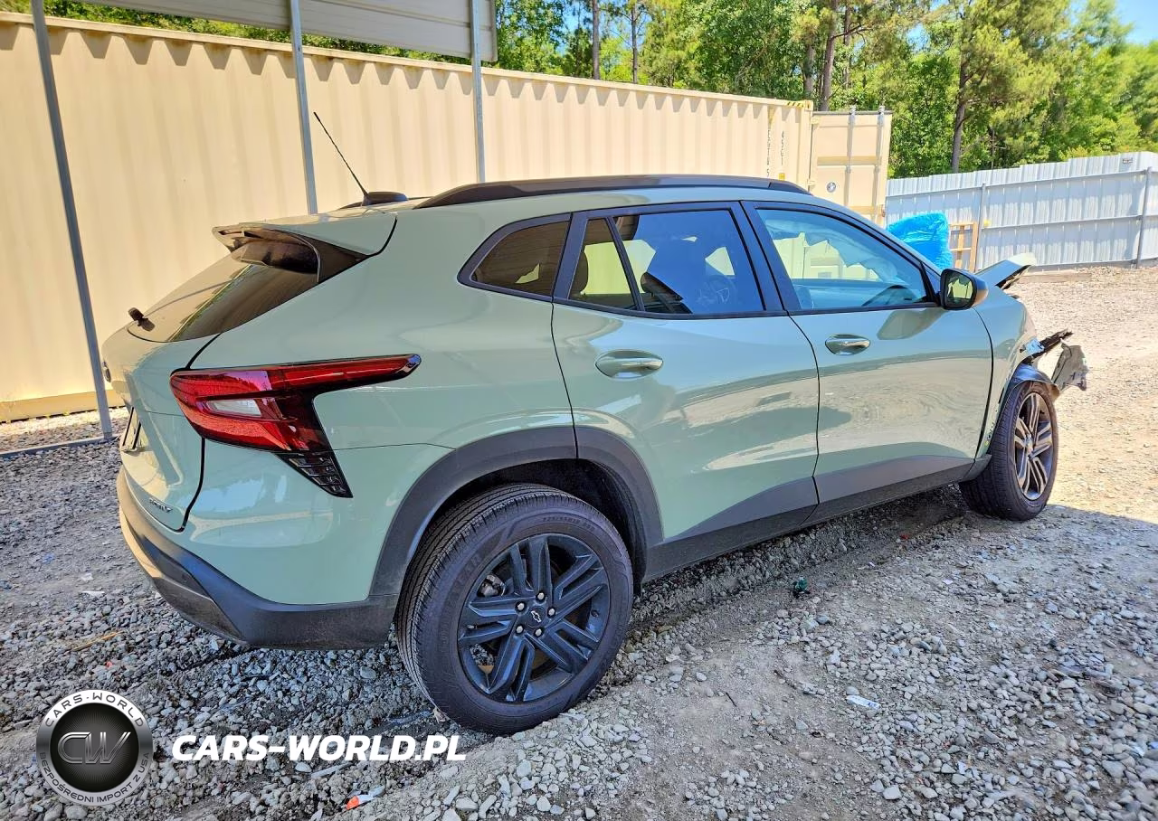 2026 Chevrolet Trax Activ VIN:KL77LKEP9TC071947 - 3