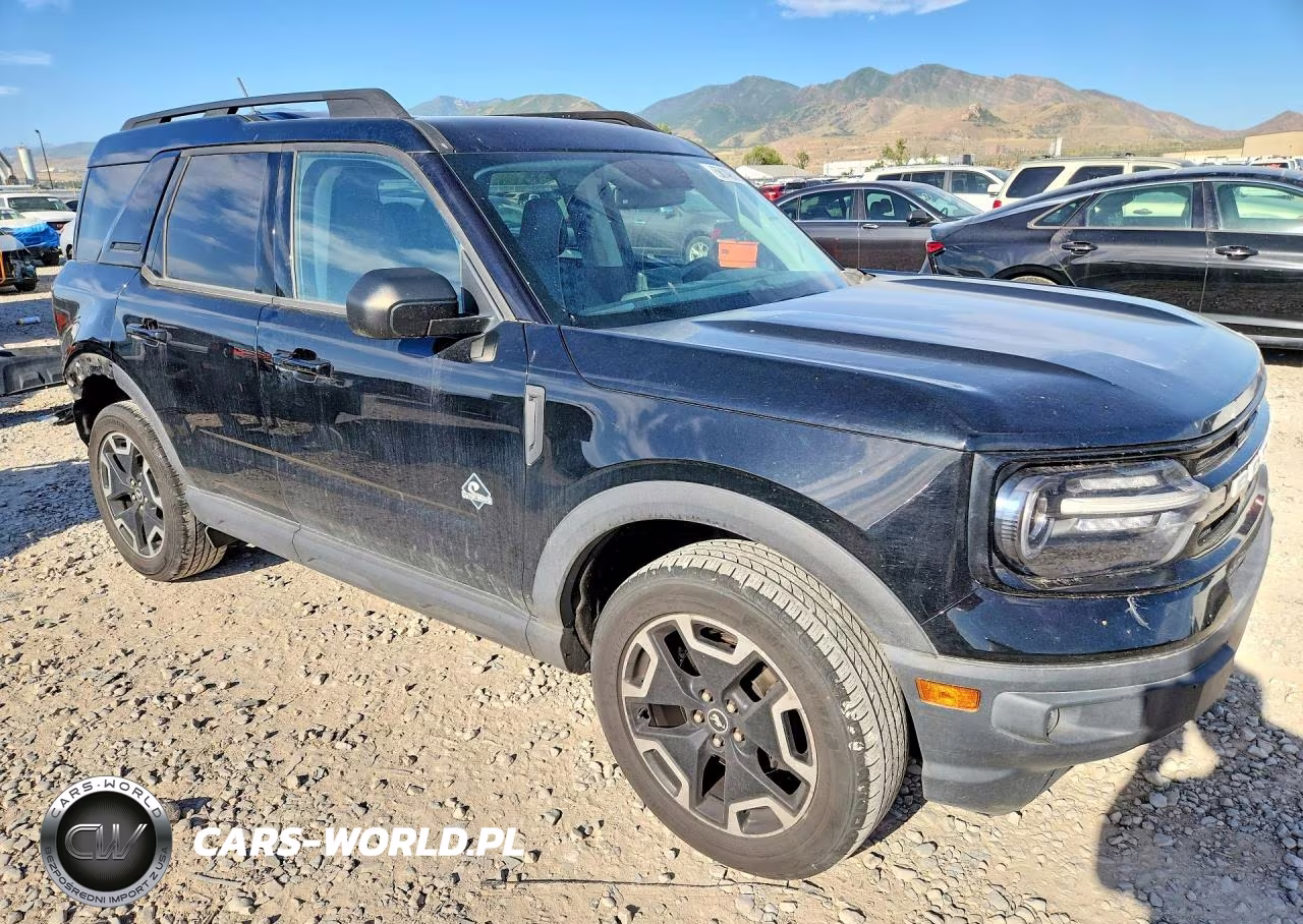 2021 Ford Bronco Sport Outer Banks VIN:3FMCR9C62MRA34739 - 4