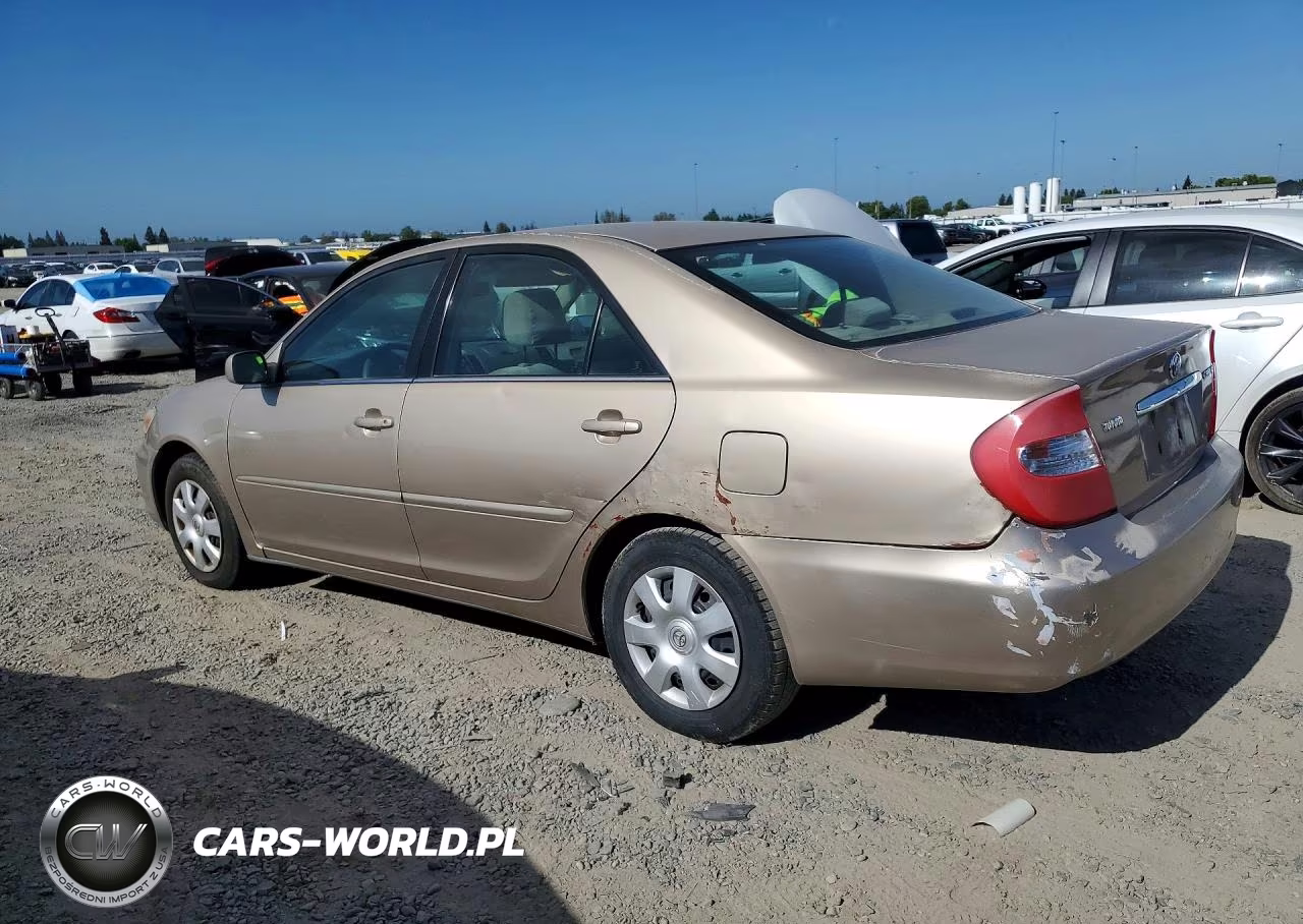2003 Toyota Camry Le VIN:4T1BE32K83U154894 - 2