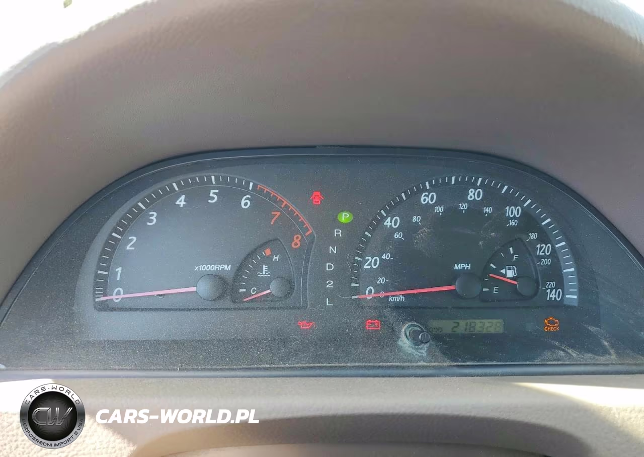 2003 Toyota Camry Le VIN:4T1BE32K83U154894 - 9