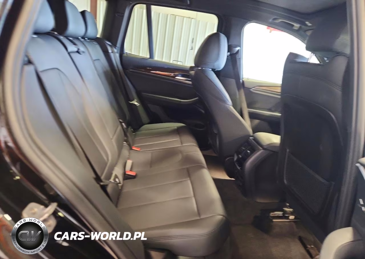 2019 BMW X3 xDrive30I VIN:5UXTR9C56KLE15311 - 11