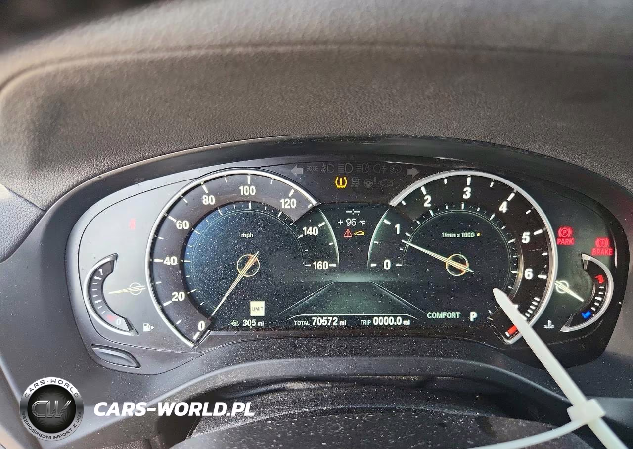 2019 BMW X4 xDrive30I VIN:5UXUJ3C55KLA58597 - 9