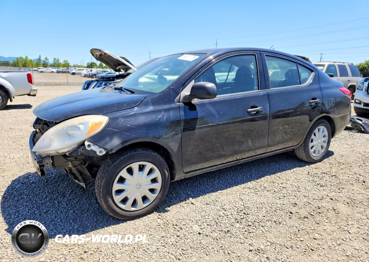 2012 Nissan Versa 1.6 S