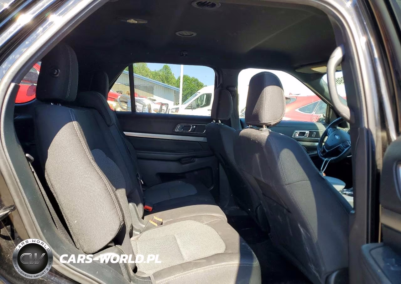 2018 Ford Explorer Xlt VIN:1FM5K8D83JGC44762 - 11