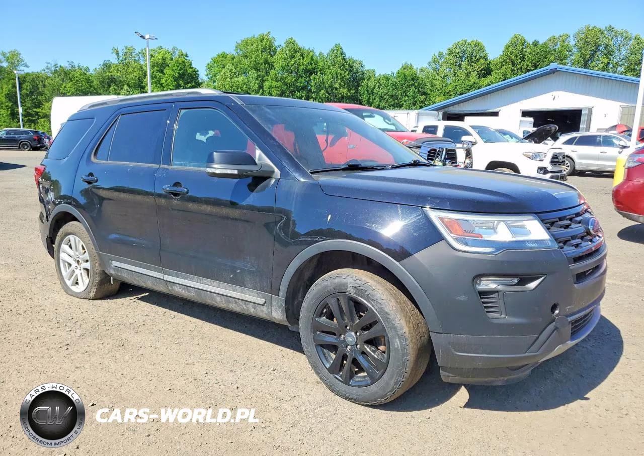 2018 Ford Explorer Xlt VIN:1FM5K8D83JGC44762 - 4