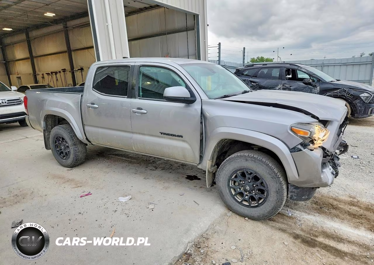 2020 Toyota Tacoma Sr5 V6 VIN:3TMCZ5AN6LM360465 - 4