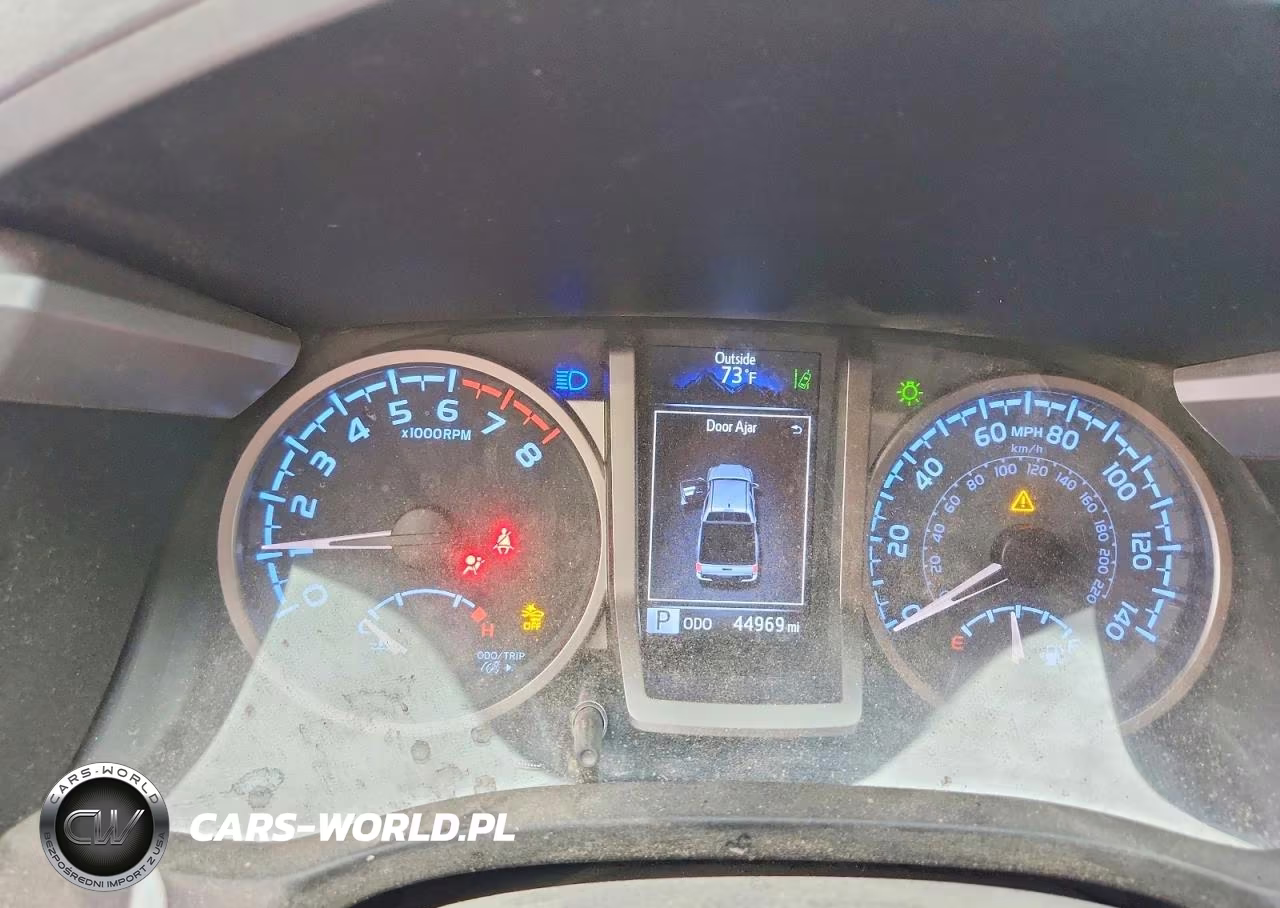 2020 Toyota Tacoma Sr5 V6 VIN:3TMCZ5AN6LM360465 - 9