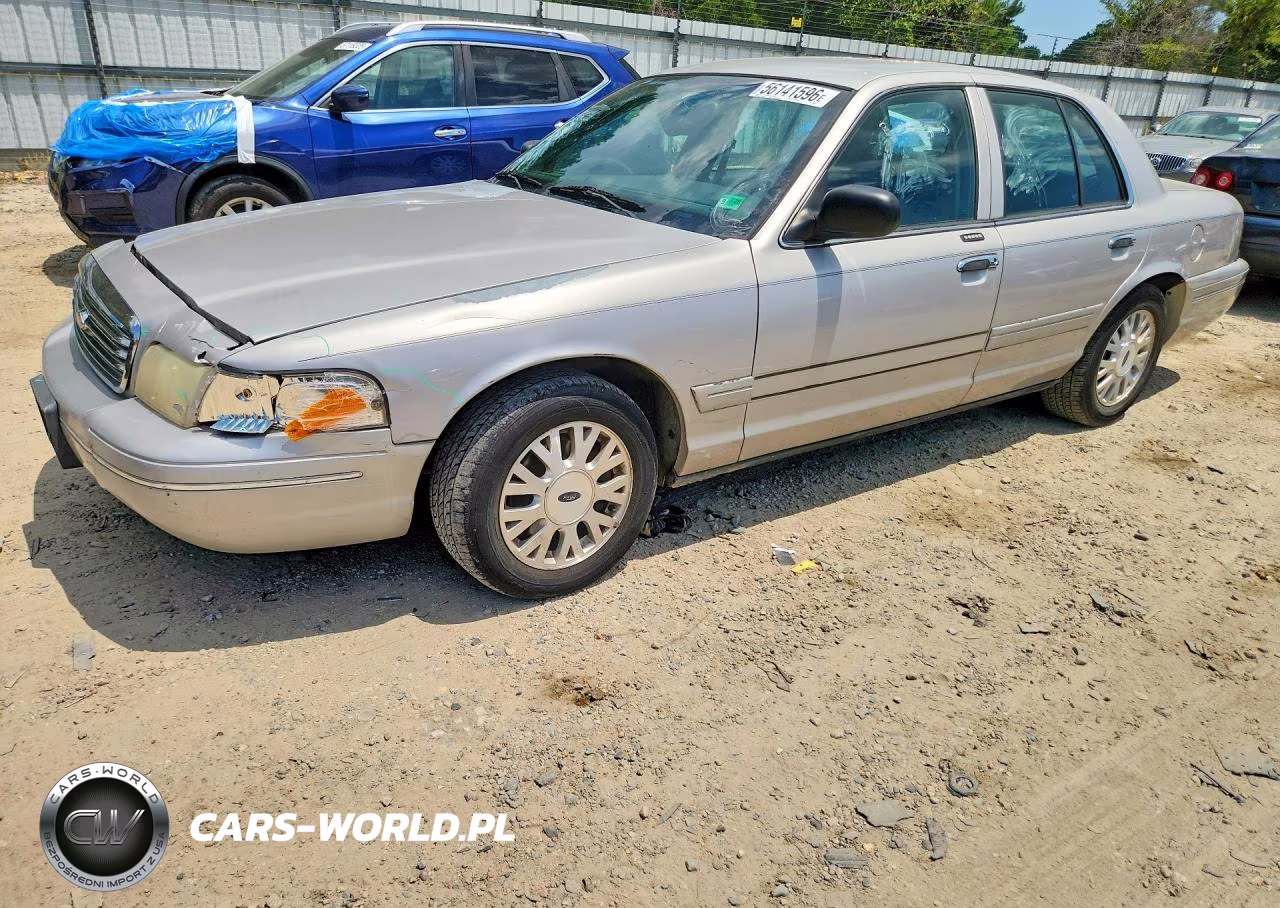 2004 Ford Crown Victoria Lx