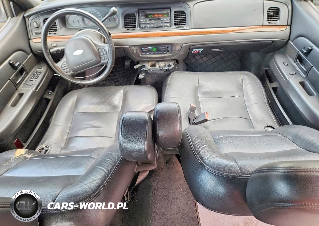 2004 Ford Crown Victoria Lx VIN:2FAHP74W04X142660 - 8