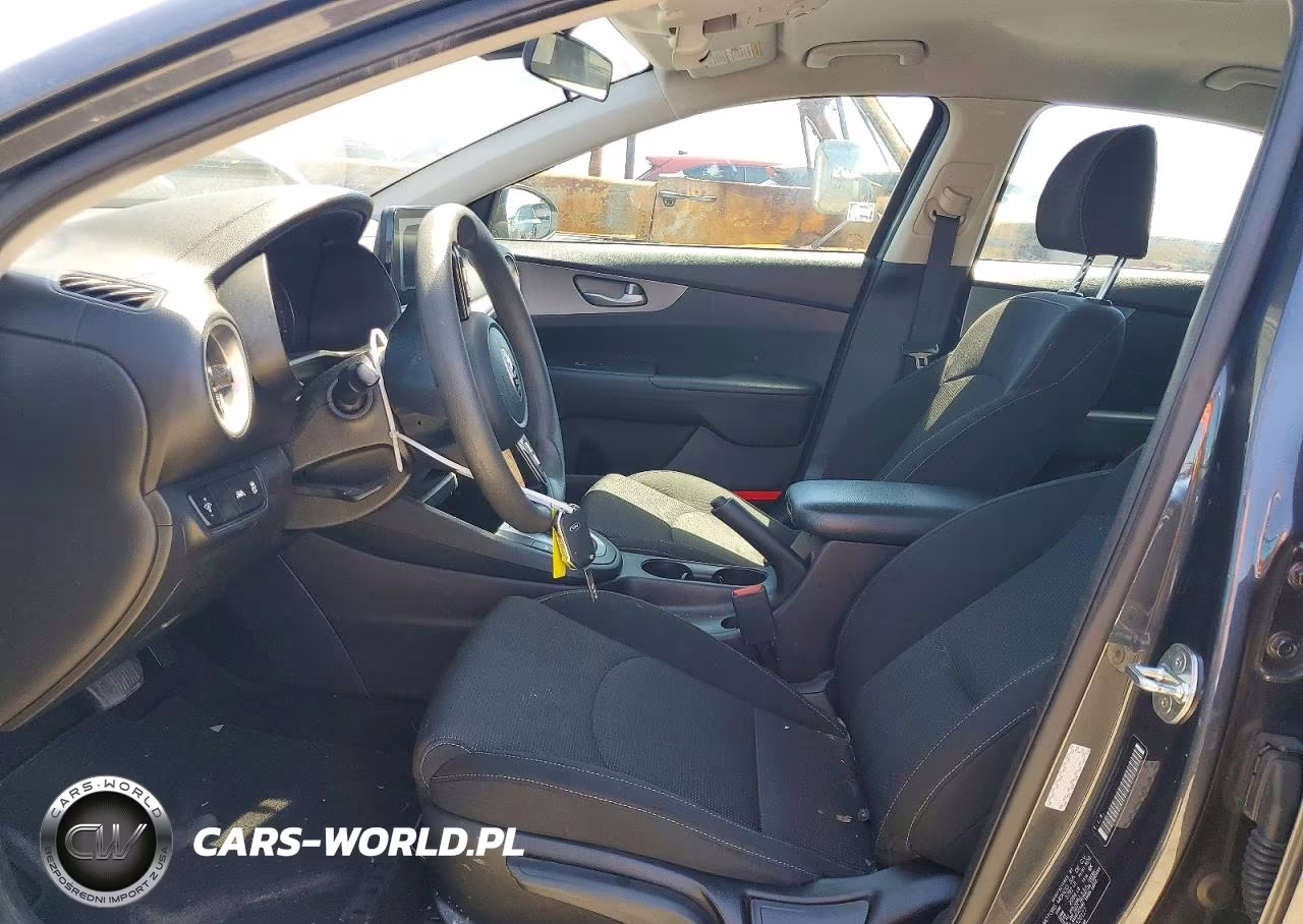 2021 Kia Forte Fe VIN:3KPF24AD8ME320127 - 7