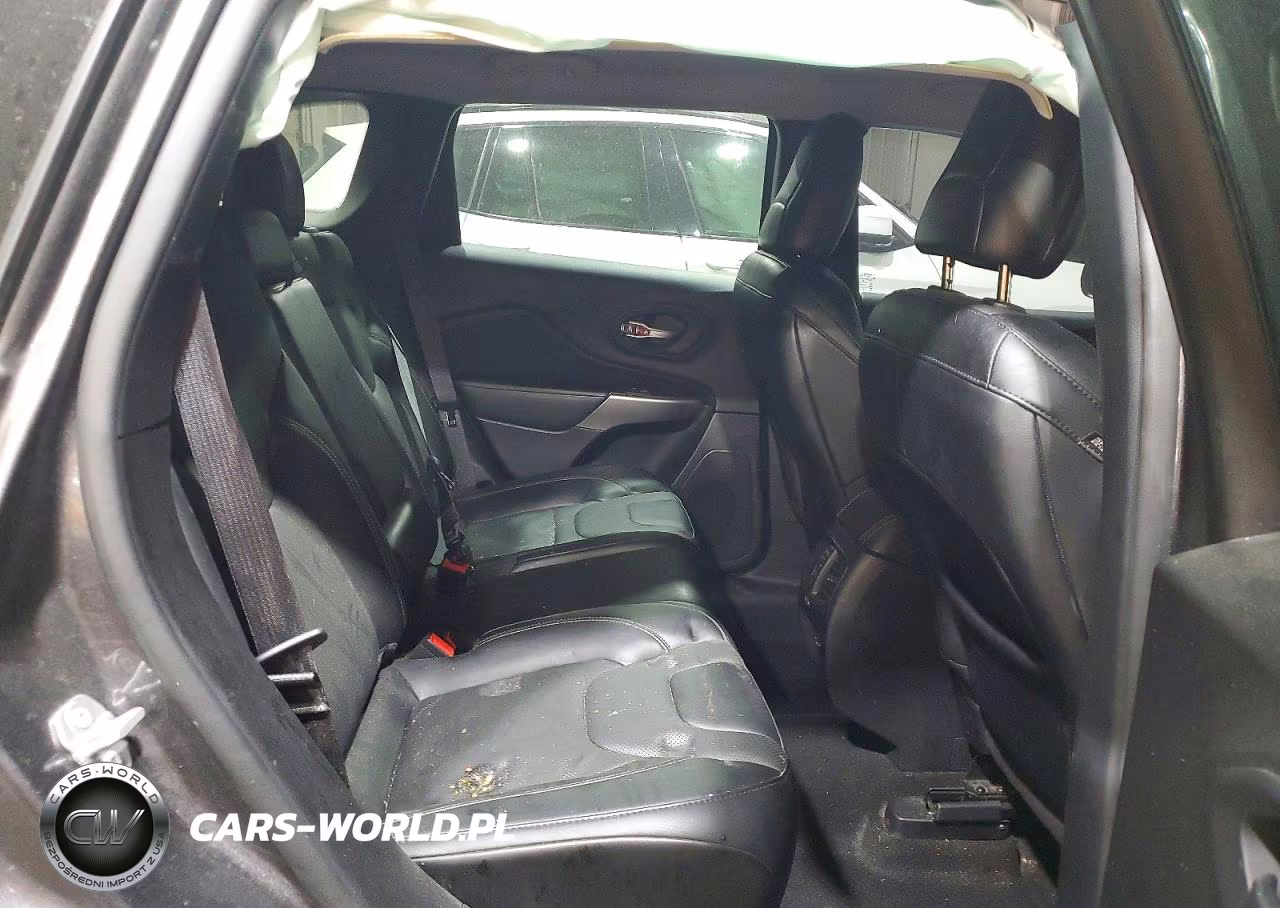 2022 Jeep Cherokee Latitude Lux VIN:1C4PJLMX5ND508954 - 11