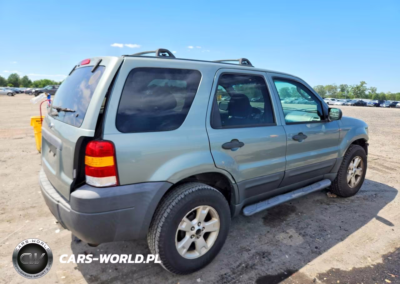 2007 Ford Escape Xlt VIN:1FMYU03ZX7KB34638 - 3