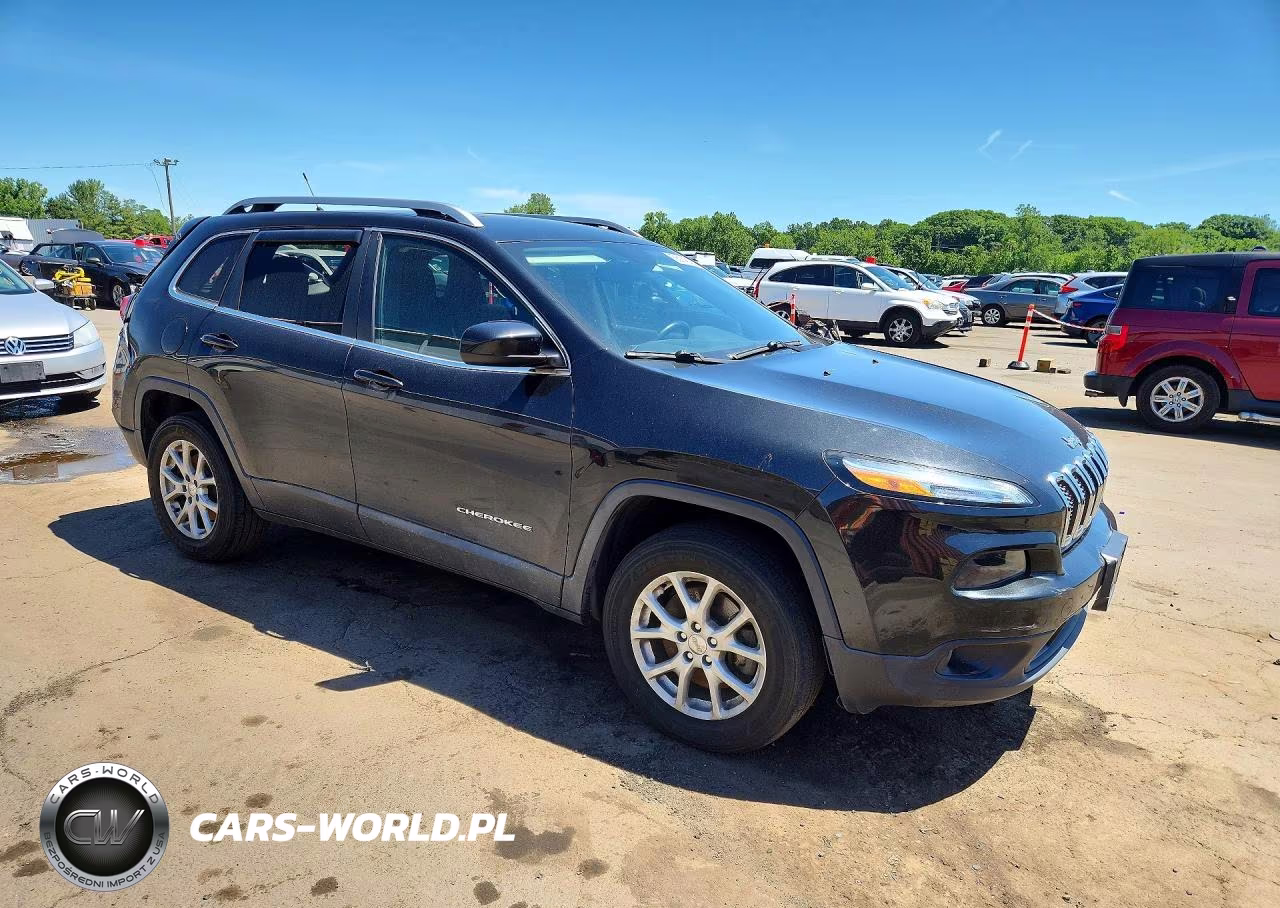 2014 Jeep Cherokee Latitude VIN:1C4PJMCS1EW178276 - 4