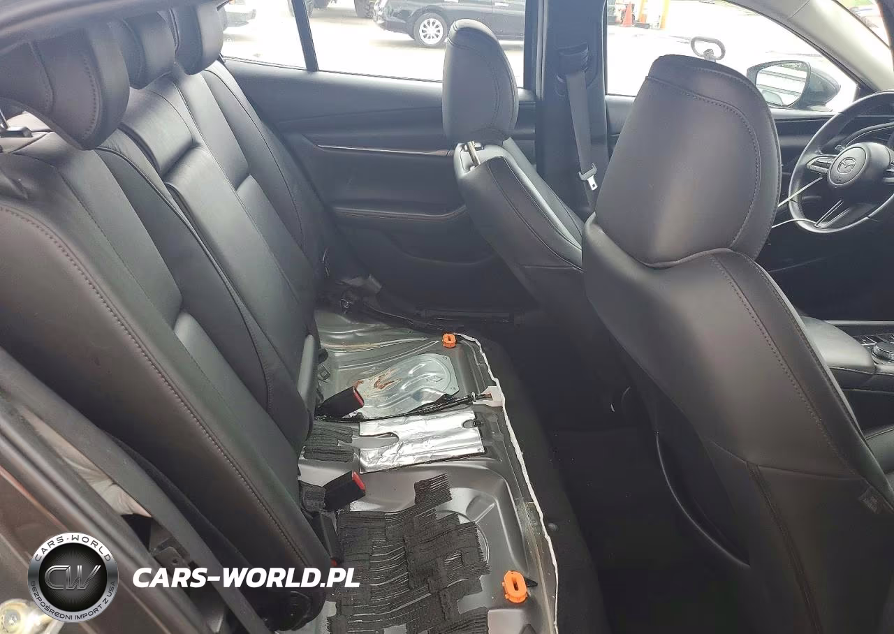 2021 Mazda 3 VIN:JM1BPABL2M1338470 - 10