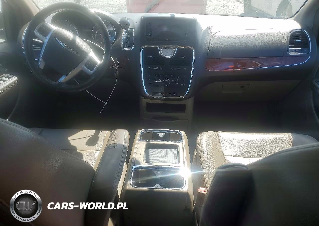 2016 Chrysler Town & Country Touring VIN:2C4RC1BG9GR221224 - 8