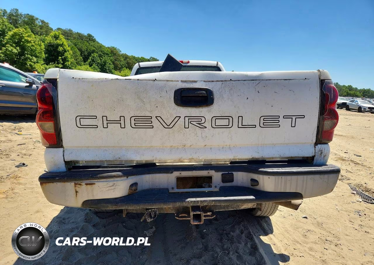 2006 Chevrolet Silverado C2500 Heavy Duty VIN:1GCHC23U86F239208 - 6