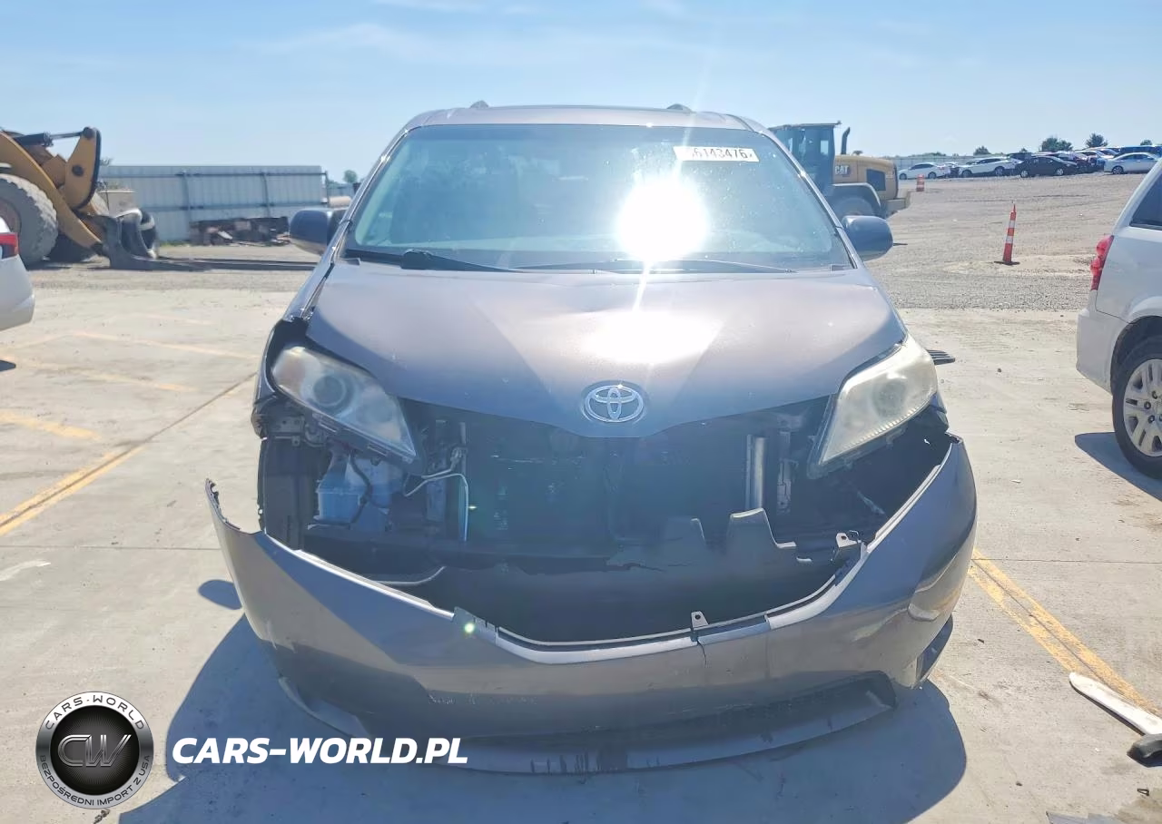 2017 Toyota Sienna Xle Premium 8-Passenger VIN:5TDYZ3DC0HS815290 - 5