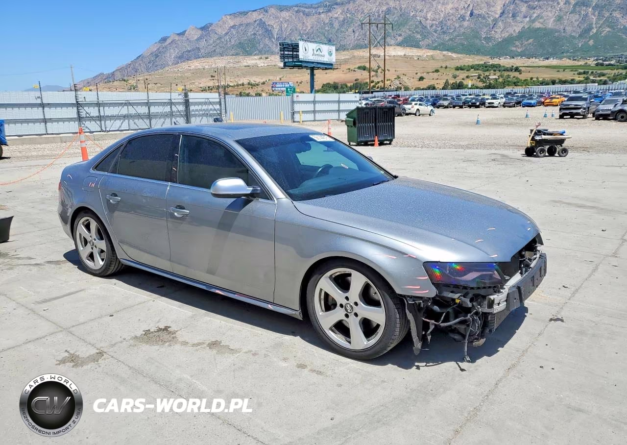 2011 Audi S4 Premium Plus VIN:WAUBGAFL4BA019494 - 4