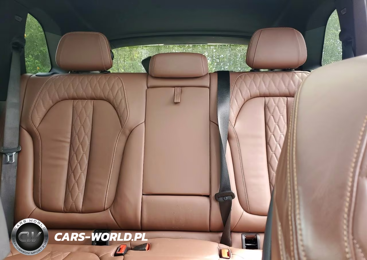 2019 BMW X5 xDrive40I VIN:5UXCR6C56KLL03135 - 10