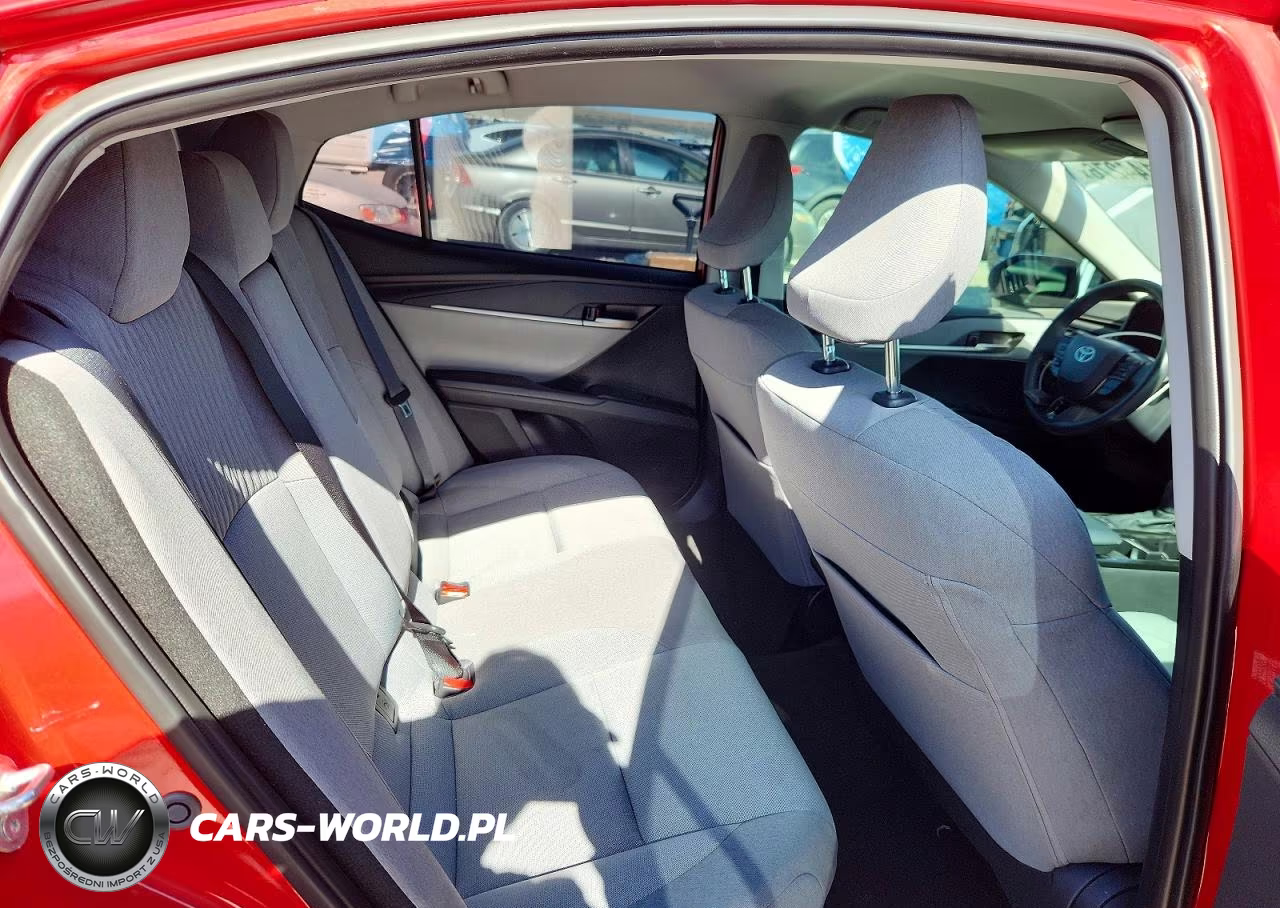2025 Toyota Camry Le VIN:4T1DBADK2SU006418 - 10