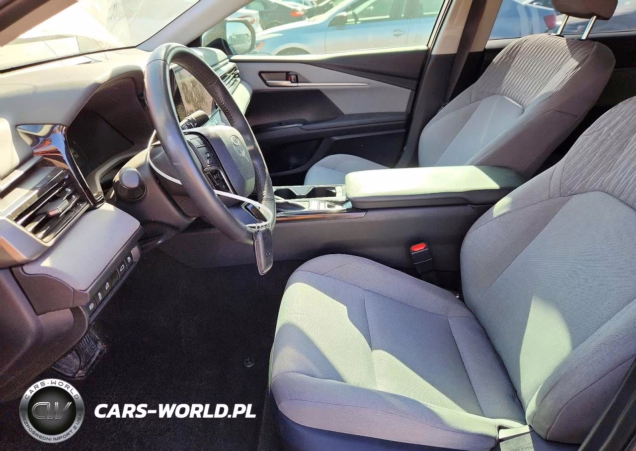 2025 Toyota Camry Le VIN:4T1DBADK2SU006418 - 7