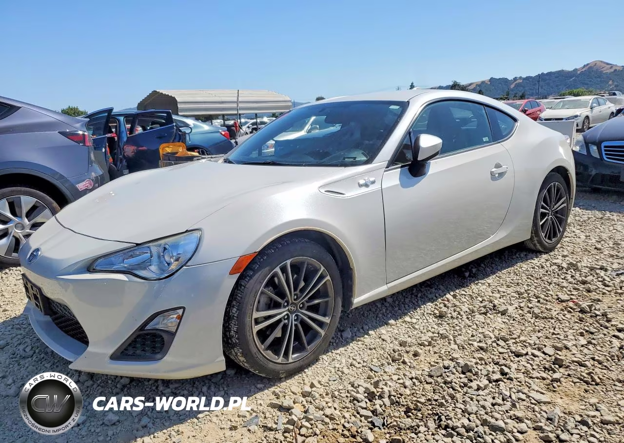 2016 Scion Fr-S Base – zdjęcie 1 z 12