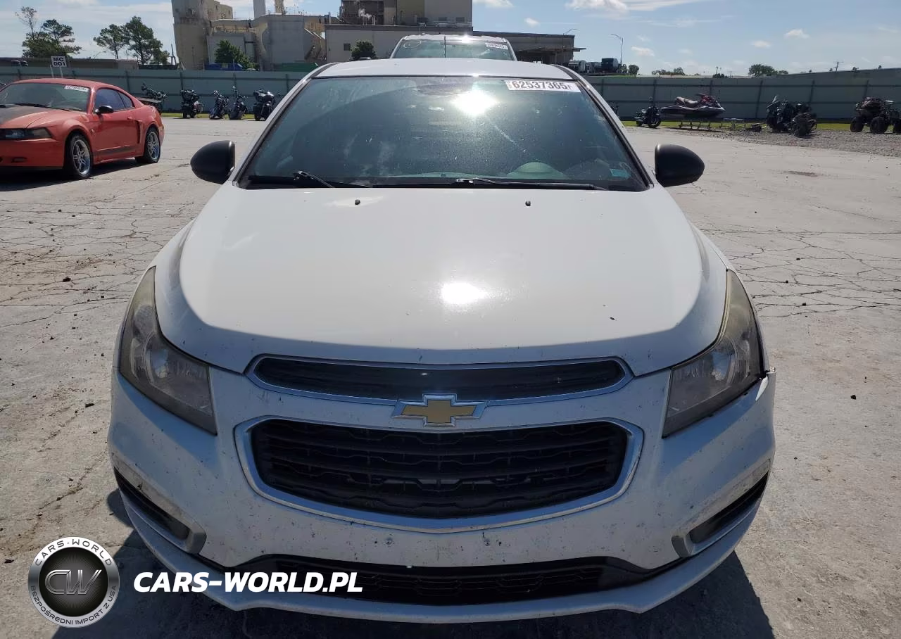 2015 Chevrolet Cruze Ls VIN:1G1PA5SH7F7259265 - 5
