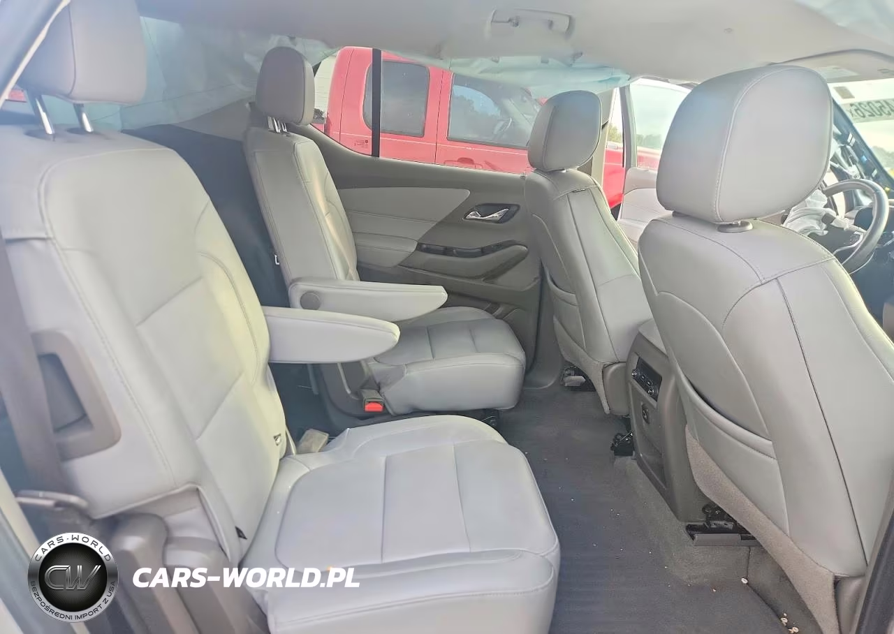2021 Chevrolet Traverse VIN:1GNERHKW2MJ174445 - 11