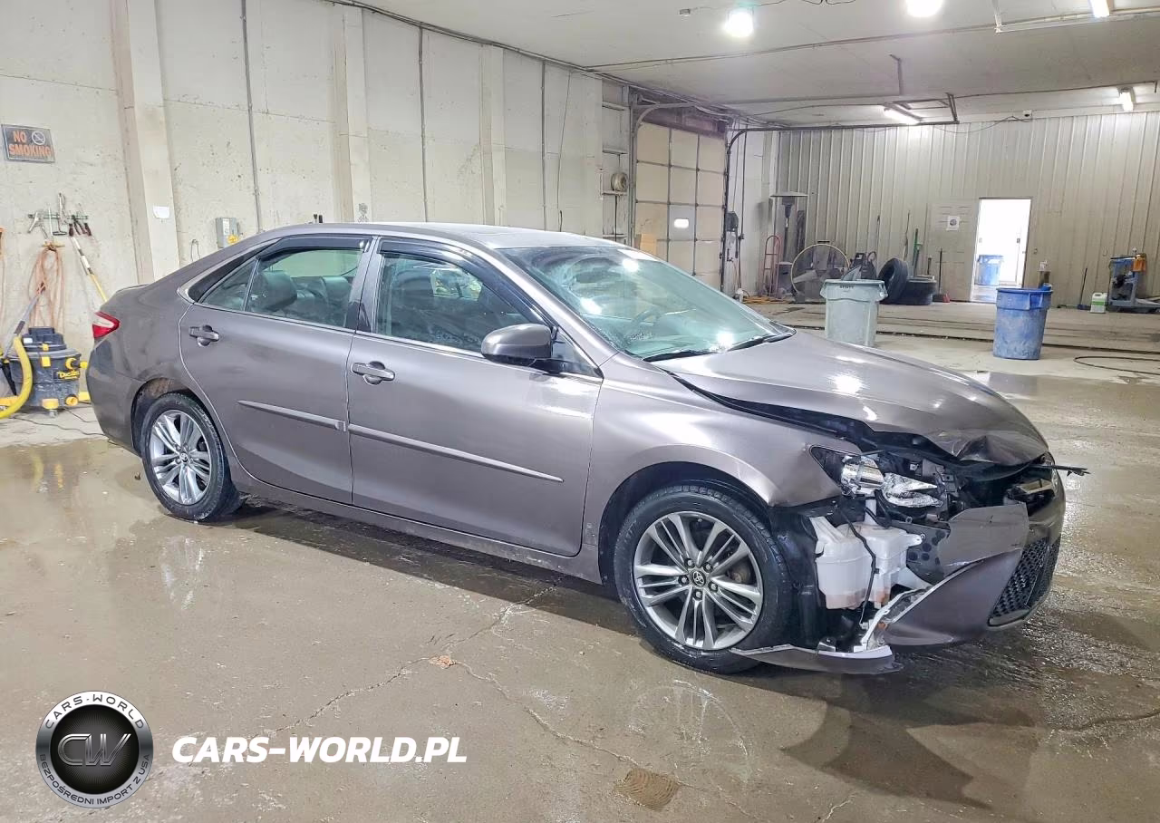 2017 Toyota Camry Se VIN:4T1BF1FK2HU366273 - 4