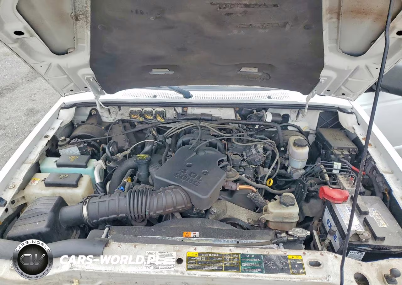 2011 Ford Ranger Super Cab VIN:1FTLR4FEXBPA83704 - 11
