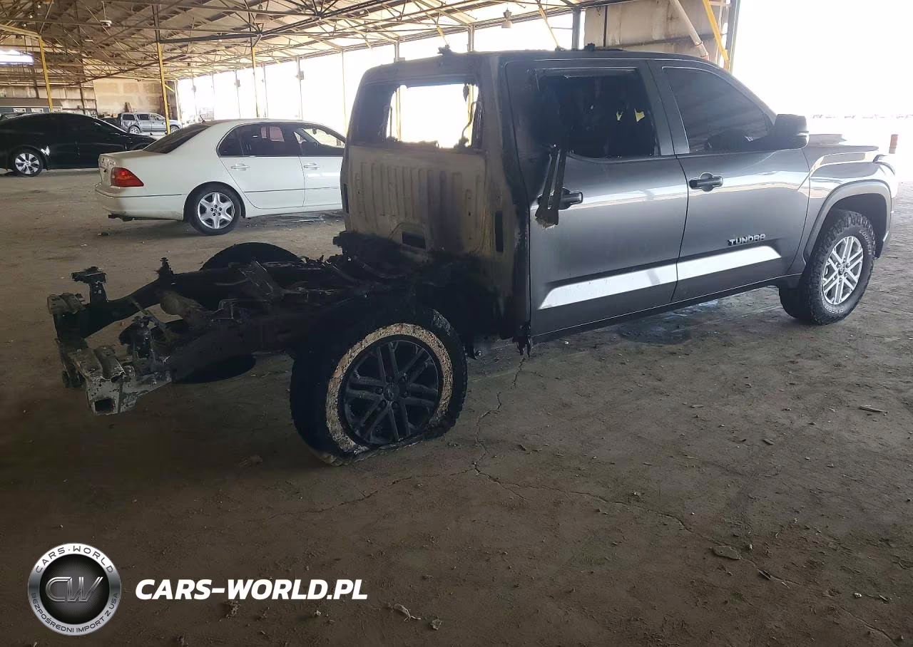 2025 Toyota Tundra Sr5 VIN:5TFLA5DBXSX259611 - 3