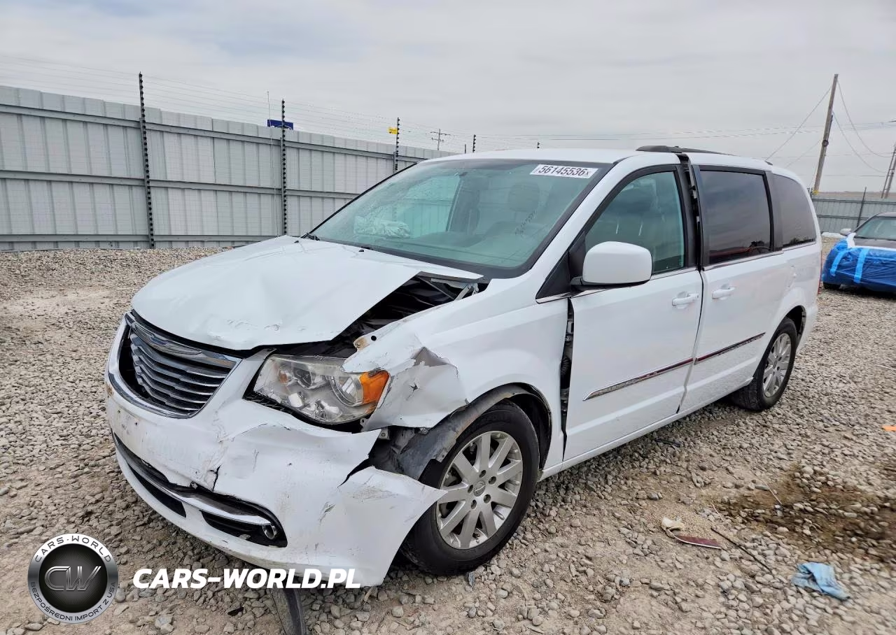 2015 Chrysler Town & Country Touring – zdjęcie 1 z 13