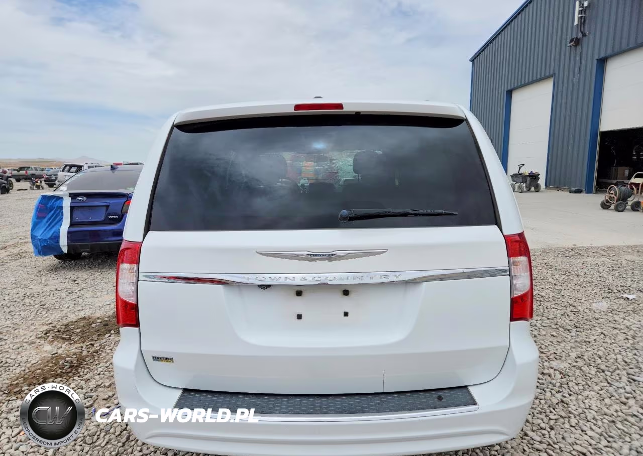 2015 Chrysler Town & Country Touring VIN:2C4RC1BG8FR751490 - 6