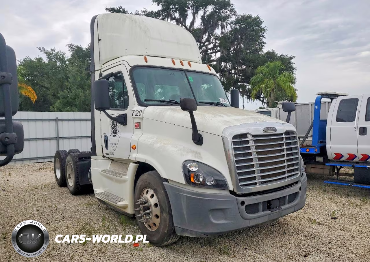 2017 Freightliner Cascadia 125